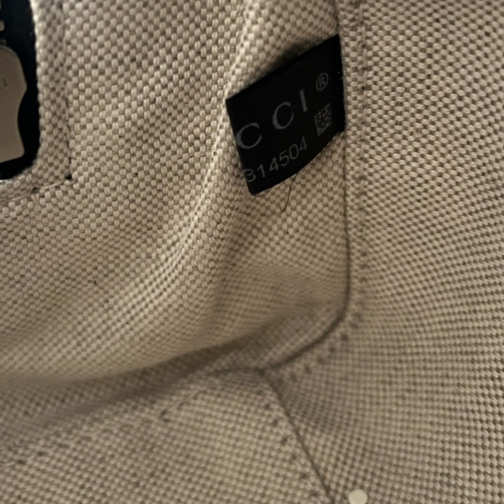 ⛔️ SOLD ⛔️ Gucci GG Embossed Mini Duffle Speedy Bag - Picture 6 of 17